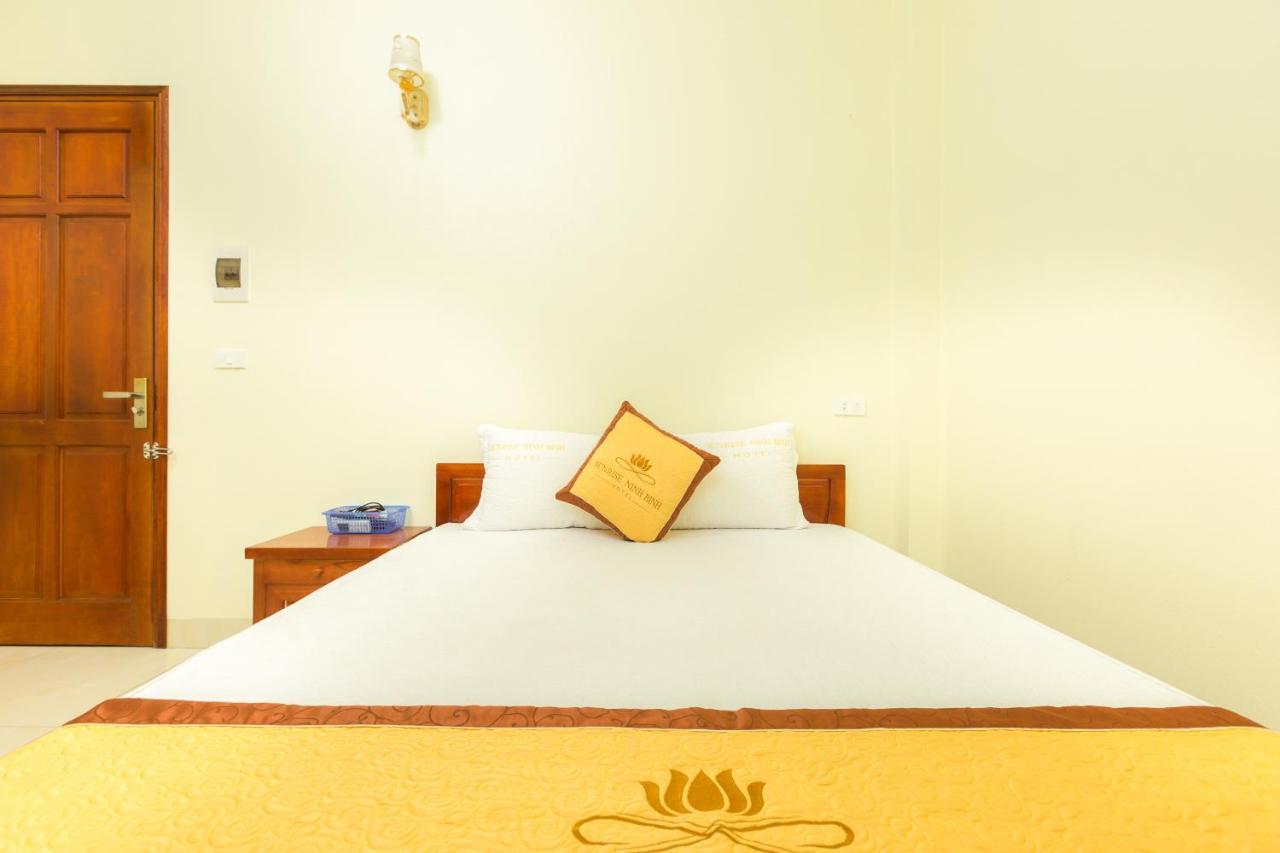Spot On 861 Sunrise Hotel 닌빈 외부 사진