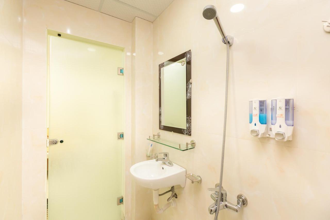 Spot On 861 Sunrise Hotel 닌빈 외부 사진
