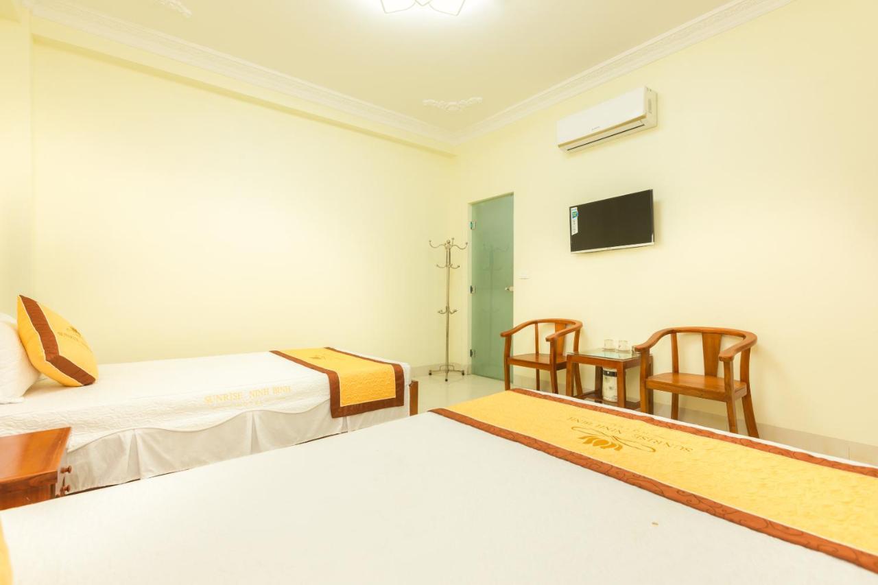 Spot On 861 Sunrise Hotel 닌빈 외부 사진